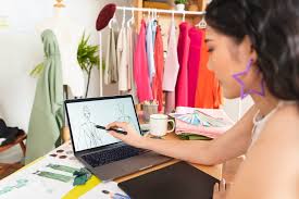 DIPLOMA IN COMPUTER AIDED FASHION DESIGNING